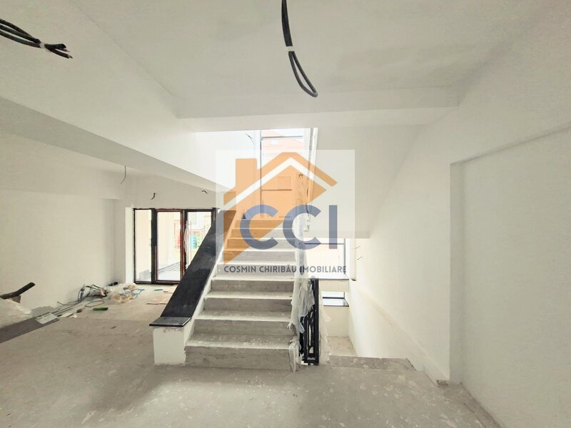 Bacau, Ultracentral, de inchiriat cladire premium 750 mp.